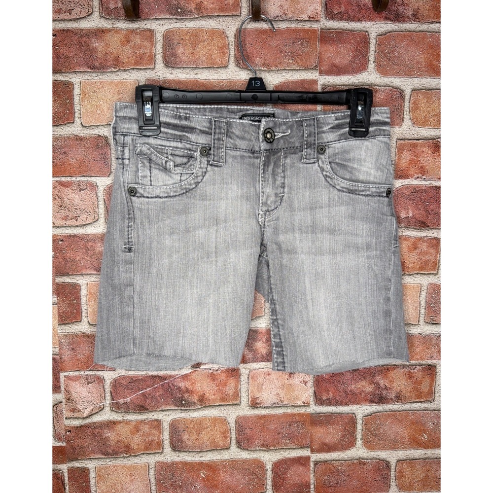 Underground Soul Gray Denim Shorts Womens Size 1 Y2K Low Rise Cut Off Contrast‎